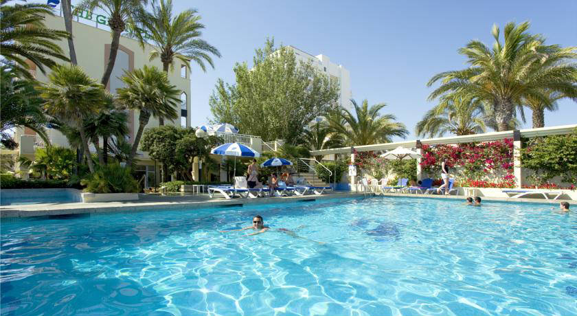 piscina del hotel Adults Only THB Gran Playa