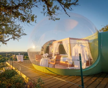 Una de las habitaciones burbuja con parcela privada y espectaculares vistas.